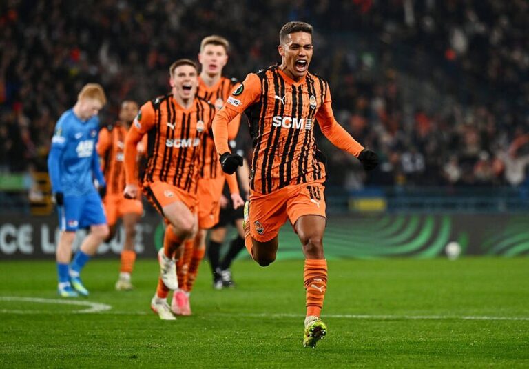 АЗ – Шахтар: онлайн-трансляція матчу Ліги конференцій