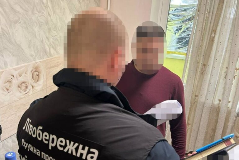 Депутат спільно з сином організували схему розкрадання 5,8 млн