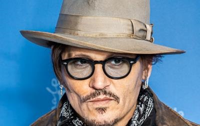 Джонні Депп “боїться дівчат”: що пишуть ЗМІ про особисте життя актора