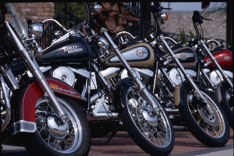 Імпорт мотоциклів в Україні зріс на понад 300%