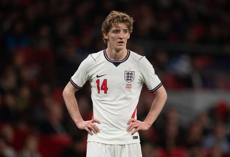 Ціна нападника Ньюкасла продовжує зростати