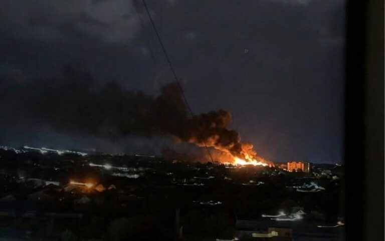 У Луганську після БПЛА пожежа і перебої зі світлом